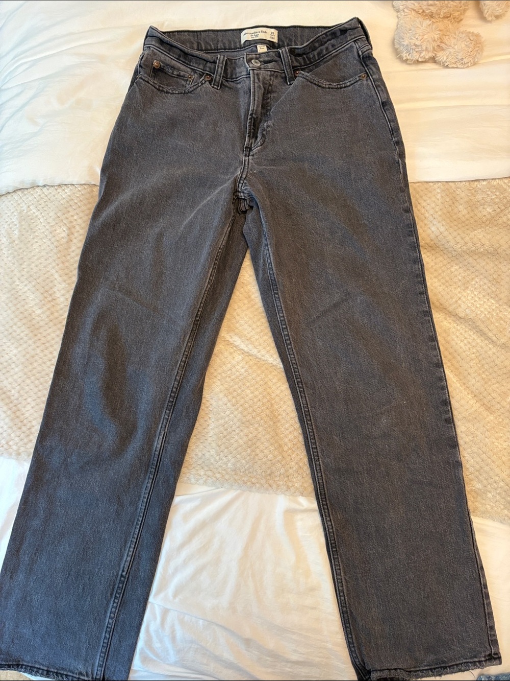 Women's low rise wide Leg Jeans in Washed Black